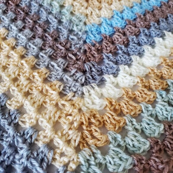 Crochet BABY BLANKET AFGHAN Lap Granny Square 30"x 30" Beige Blue Gray Brown New - Picture 11 of 13